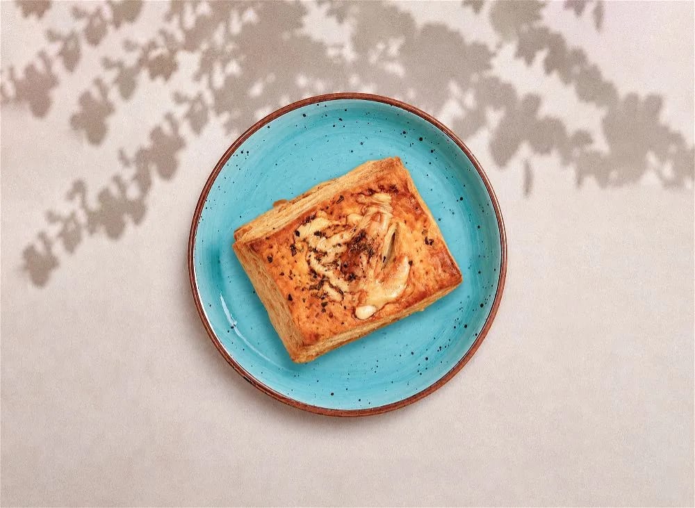 Cream Spinach Handpie